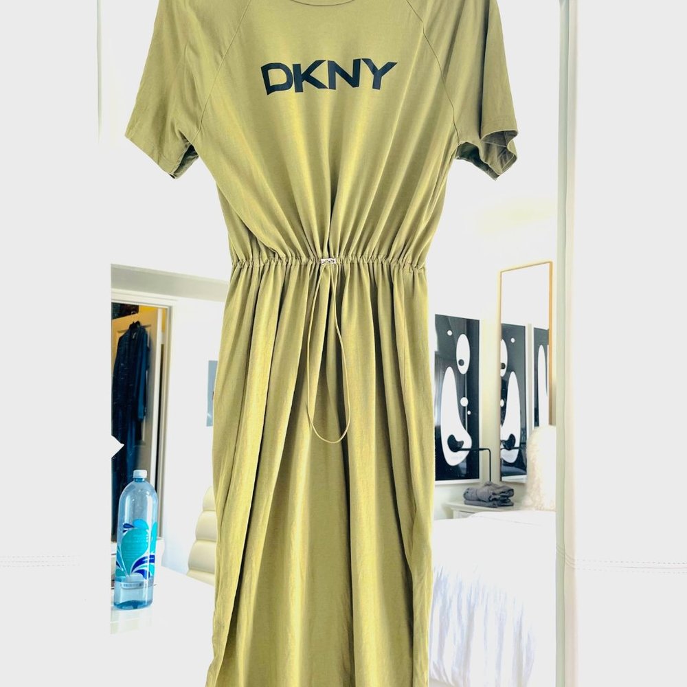 DKNY GREEN CASUAL DRESS, SIZE SMALL